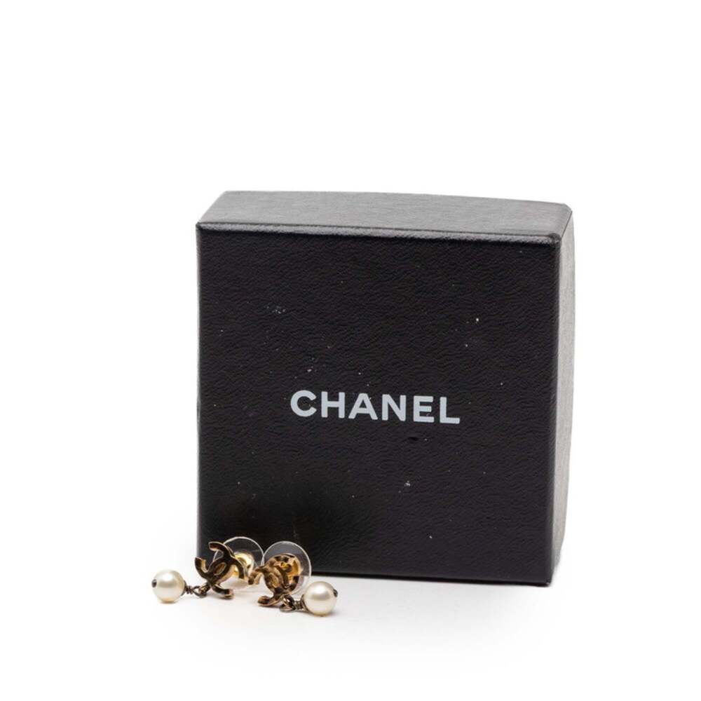 Chanel Cc Logo Earrings Metal Gold-Tone #249982C57B - Picture 4 of 4